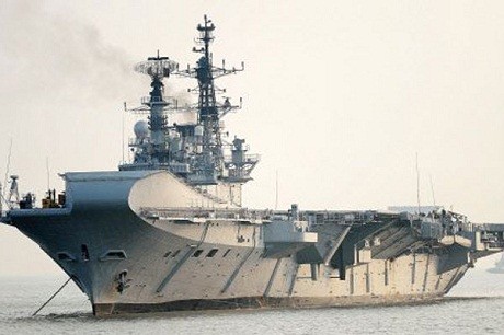 Tàu sân bay INS Viraat của Hải quân Ấn Độ sắp nghỉ hưu vào năm tới. (Ảnh: Military).