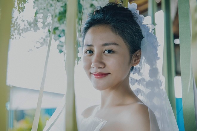Văn Mai Hương chưa công khai danh tính chú rể khiến người hâm mộ bán tín bán nghi. 