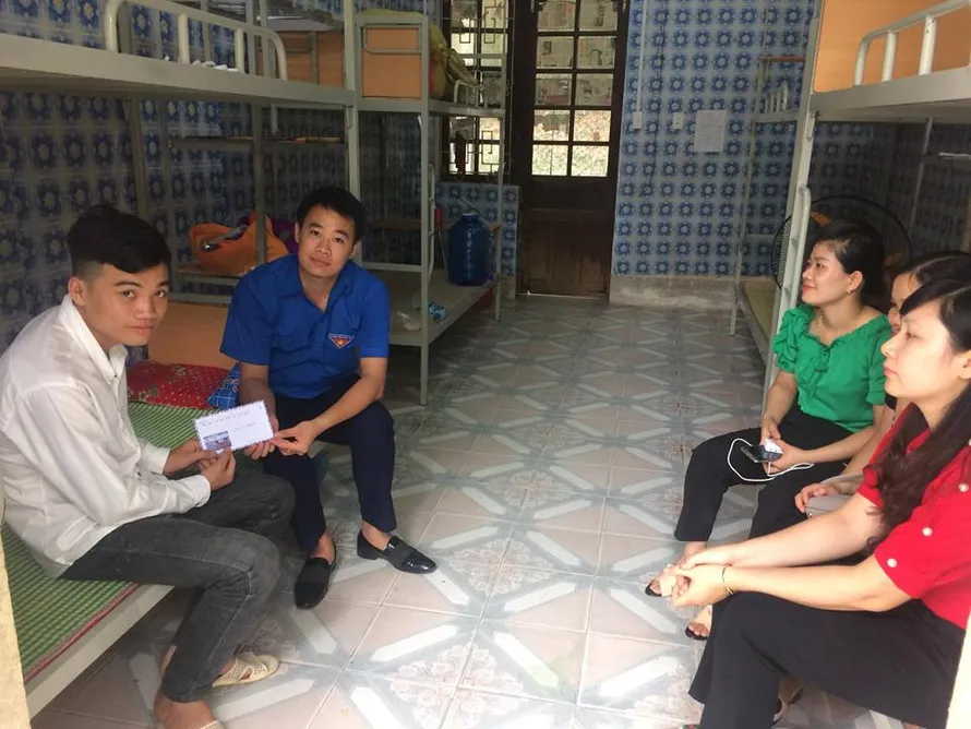 Nhiều học sinh người nghèo, dân tộc thiểu số được hỗ trợ tiền ăn, ở *ảnh: TĐ