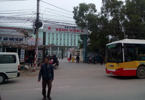 Hà Nội ‘nợ’ xây cầu vượt trước cổng bệnh viện K