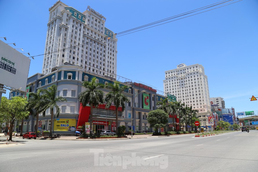 Nghệ An thông báo khẩn tìm người đến siêu thị BigC, quán ăn, chợ,… liên quan bệnh nhân COVID-19