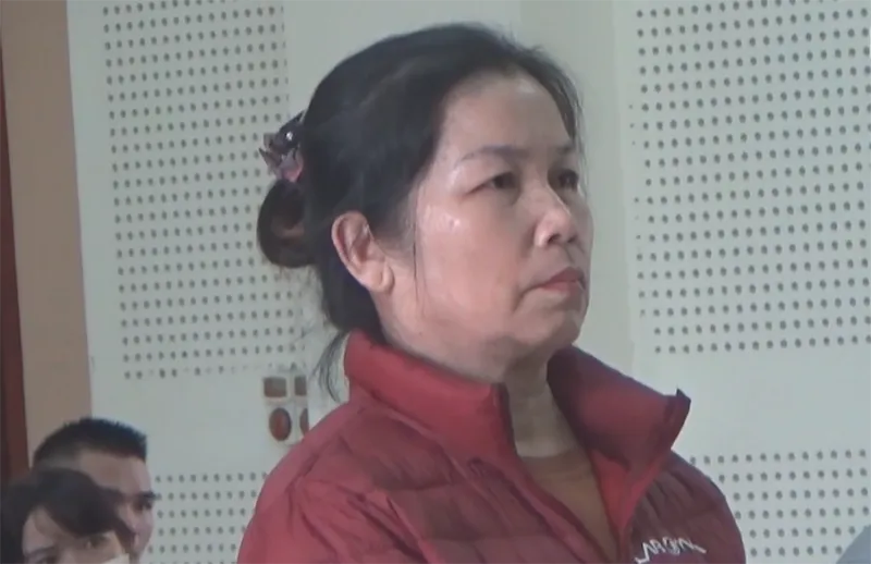 Bà lừa bán cháu họ sang Trung Quốc lấy 5 triệu đồng