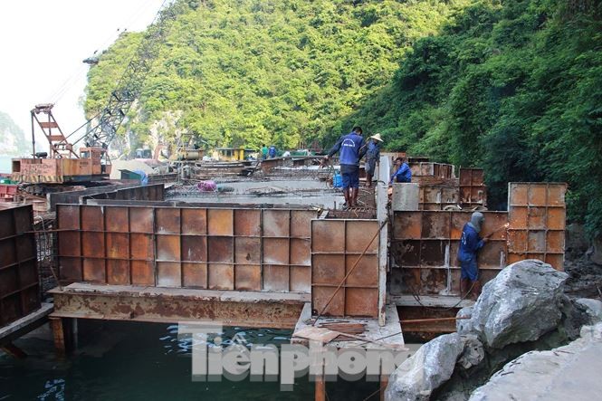 Di sản thiên nhiên vịnh Hạ Long bị xâm hại