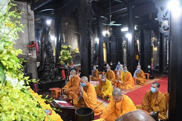 Giáo hội yêu cầu các chùa lập đàn cầu siêu, tiếp nhận miễn phí hũ tro cốt của người tử nạn vì COVID-19