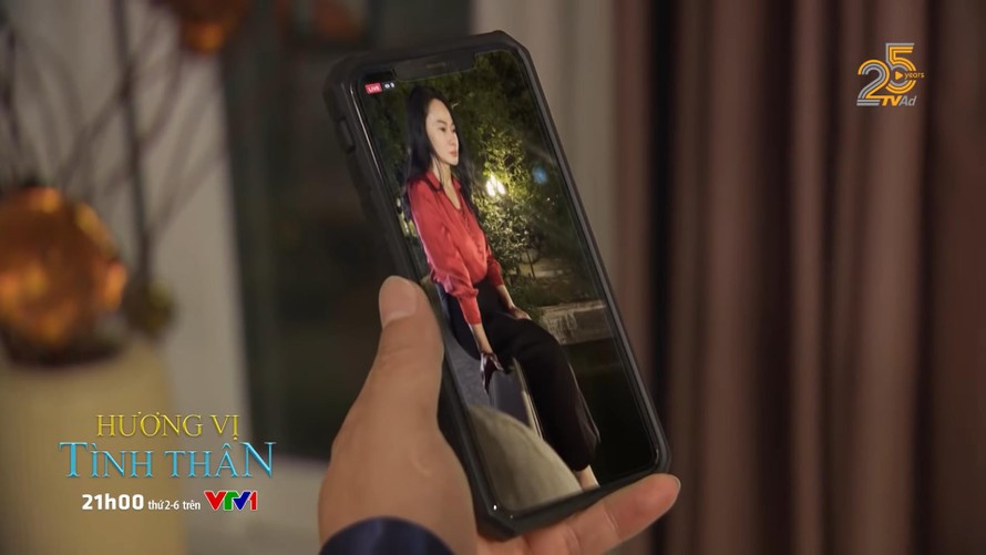 Bà Xuân (Quách Thu Phương) nhảy cầu