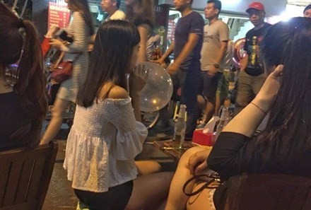 Sẽ mạnh tay xử lý vi phạm liên quan đến 'bóng cười, shisha, cỏ Mỹ, tem giấy'