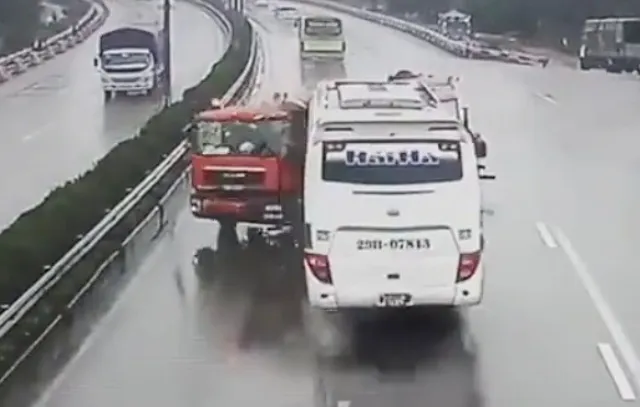 Vụ tai nạn trên cao tốc Pháp Vân-Cầu Giẽ ngày 18/3 