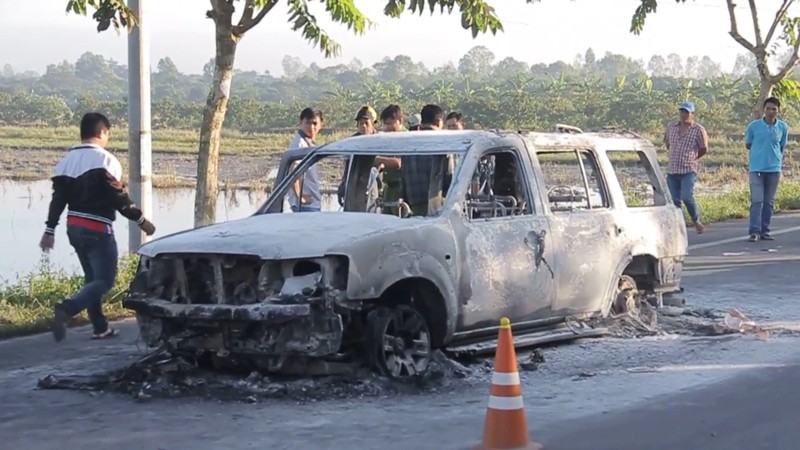 Tiết lộ 'hợp đồng' 220 triệu con thuê giang hồ giết người, đốt xe