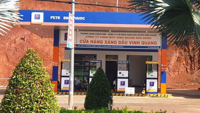 Cửa hàng xăng dầu bị phát hiện bán hơn 10 m3 xăng giả