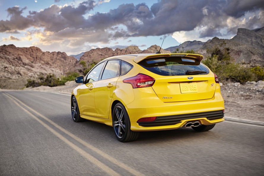 Ford tái triệu hồi hàng chục nghìn xe Focus có nguy cơ 'méo' bình xăng