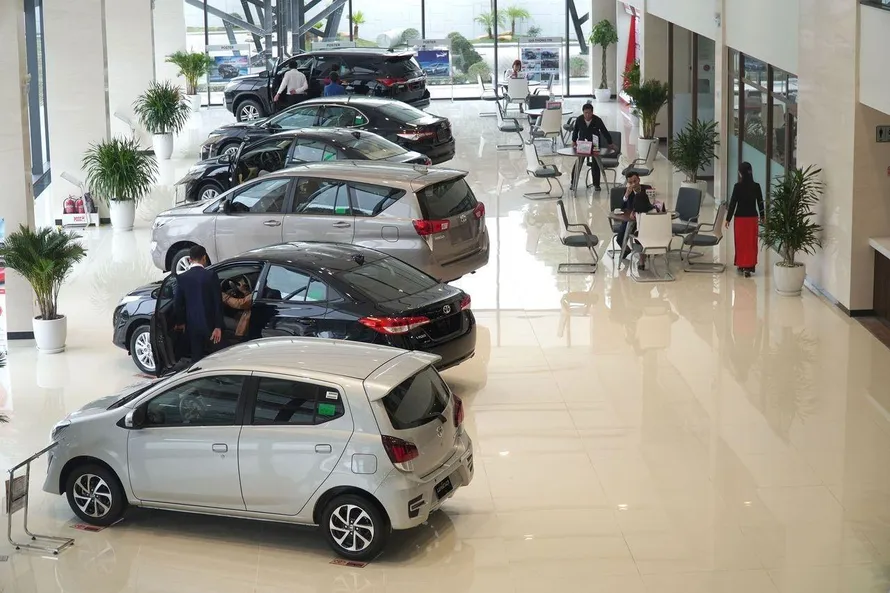 Tiếp tục đề xuất giảm 50% lệ phí trước bạ với ô tô sản xuất trong nước thêm 6 tháng.