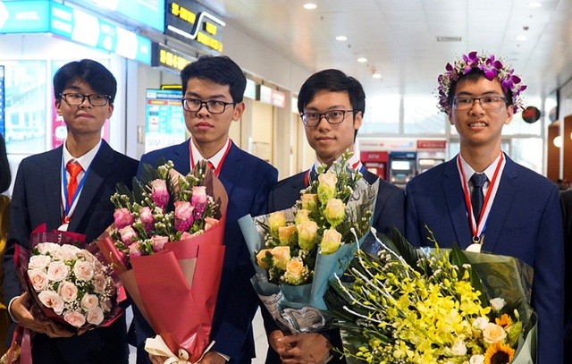 Bộ GD&ĐT vừa có thông báo không tổ chức thi chọn đội tuyển Olympic khu vực và quốc tế.