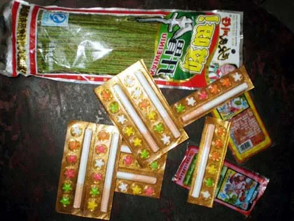 Cảnh báo kẹo thuốc lá bủa vây trường học
