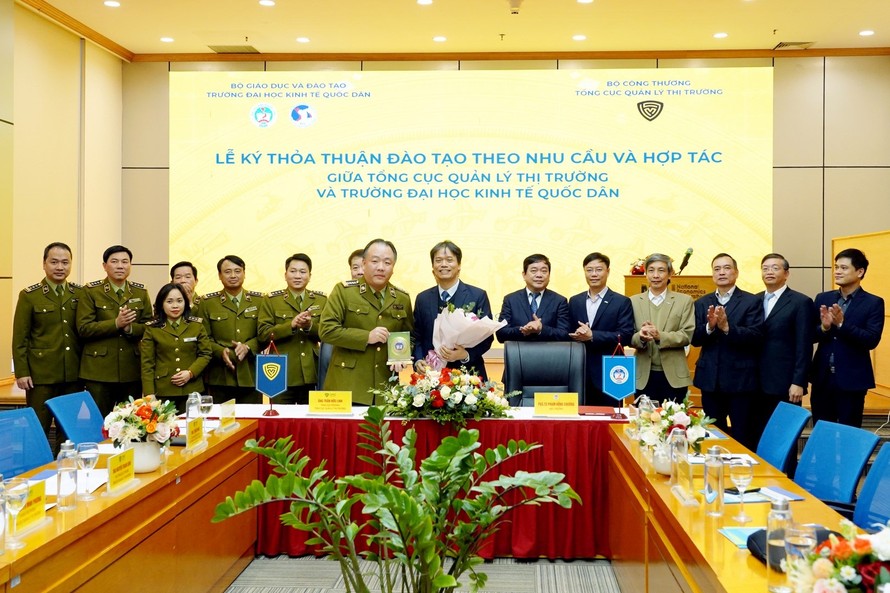 Lần đầu tiên đào tạo cử nhân Quản lý thị trường