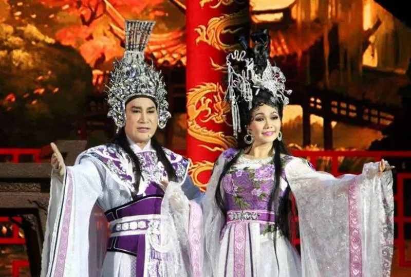 'Cháy vé' tại đêm diễn 'Xử án Phi Giao'