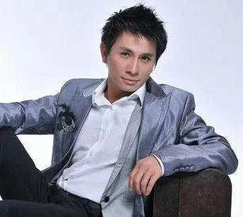 Diễn viên Đình Toàn: 'Đàn ông tử tế không bao giờ khoe chiến tích trên tình trường'
