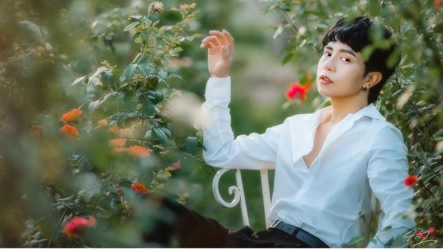 'Mũi tên chỉ bắn về phía trước khi ta kéo ngược nó về phía sau'