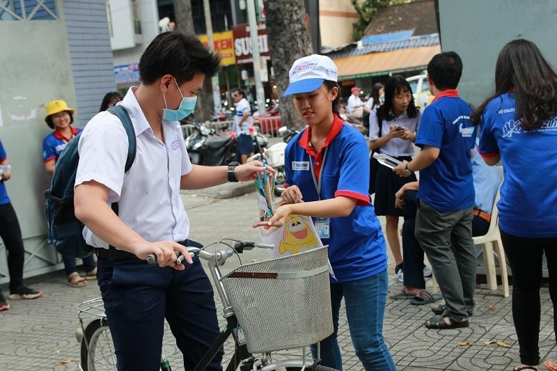 Đẩy mạnh các hoạt động hỗ trợ trực tuyến cho thí sinh thi tốt nghiệp