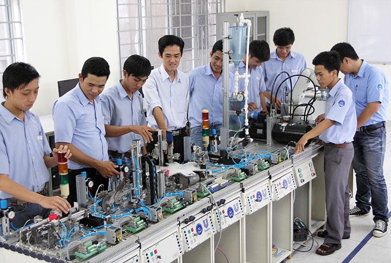 Sở cho thi kết thúc học kỳ nhưng trường không dám mạo hiểm vì COVID-19