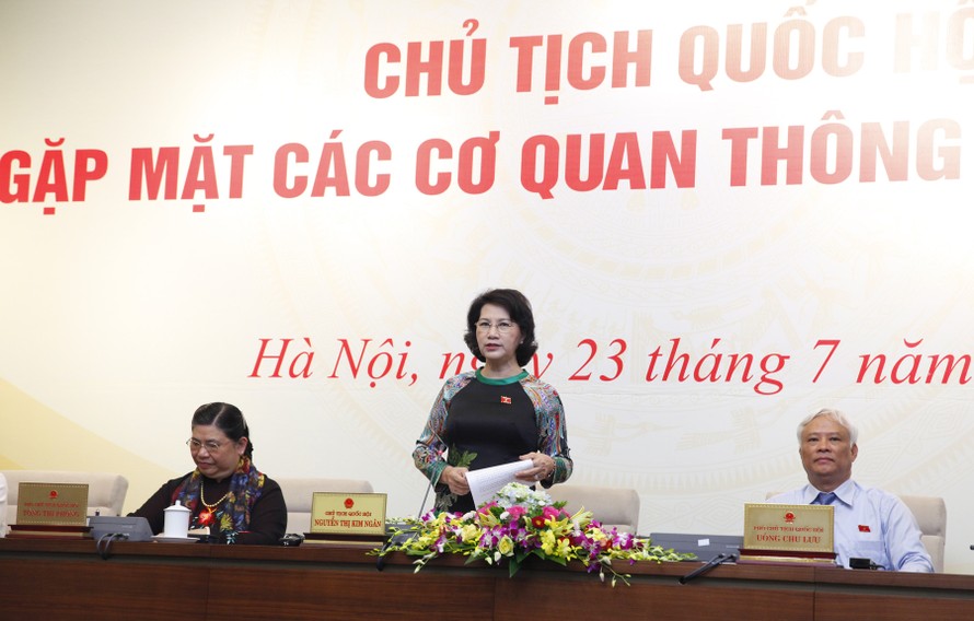'Đất nước thiếu dân chủ thì lòng dân không yên'