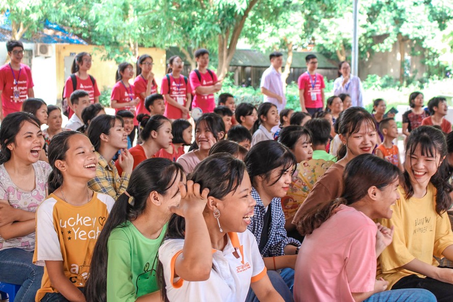 Mang nụ cười đến với trẻ em khuyết tật