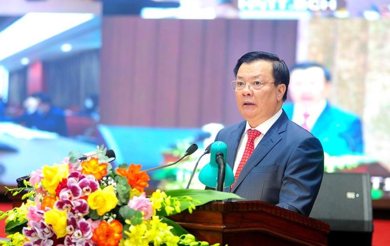 Bí thư Thành uỷ Hà Nội Đinh Tiến Dũng