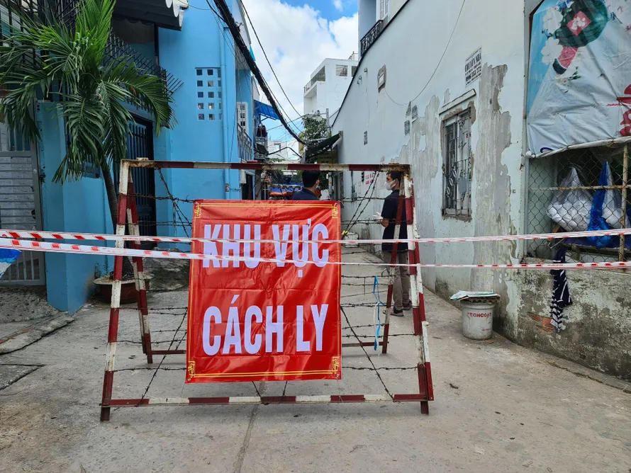 TPHCM phong tỏa nhiều địa điểm ở quận Gò Vấp do liên quan đến COVID-19 (ảnh: HCDC)