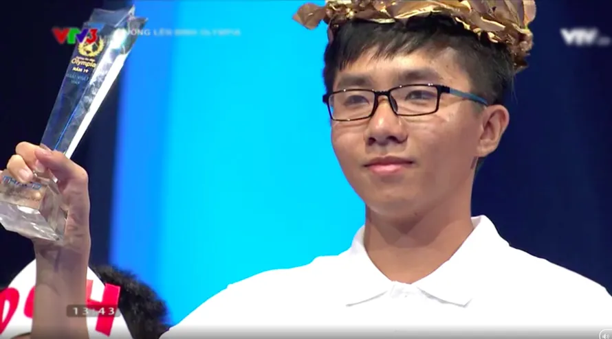 Nam sinh Trường THPT chuyên Lý Tự Trọng Nguyễn Bá Vinh đạt điểm số kỷ lục Đường lên đỉnh Olympia