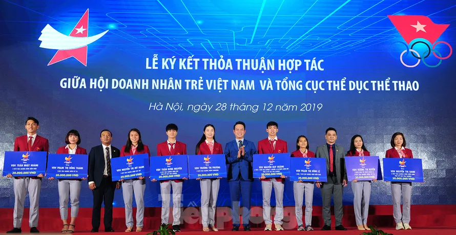 Hội Doanh nhân trẻ Việt Nam hỗ trợ vốn khởi nghiệp cho vận động viên