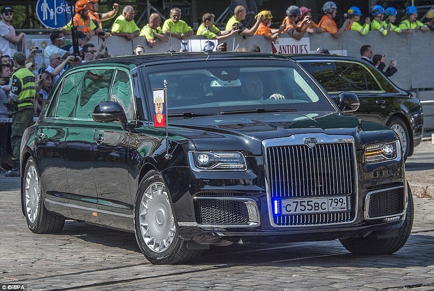 Siêu xe bọc thép gần 7.000 tỷ đồng của tổng thống Putin có gì lạ?