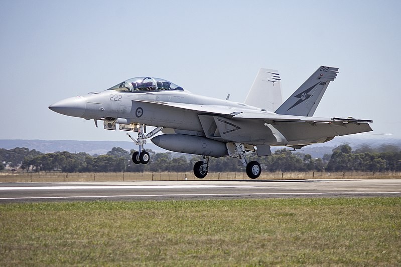 Úc dự định gắn các LRASM lên phi đội F/A-18 Hornet, do lo ngại hải quân Trung Quốc