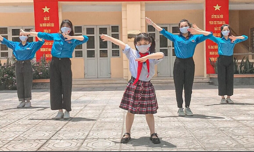 Tuổi trẻ Thủ đô thử thách nhảy “Bầu cử trách nhiệm - Chống dịch toàn diện”