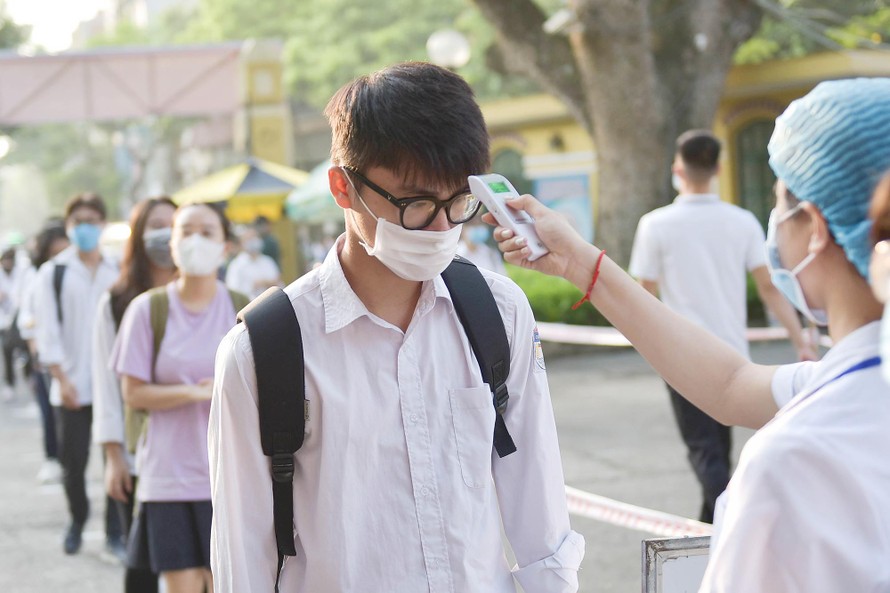 Hơn 990.000 thí sinh làm bài thi môn Ngữ văn