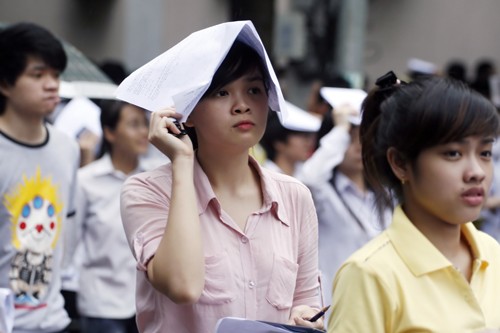 ĐH Luật TPHCM công bố điểm chuẩn