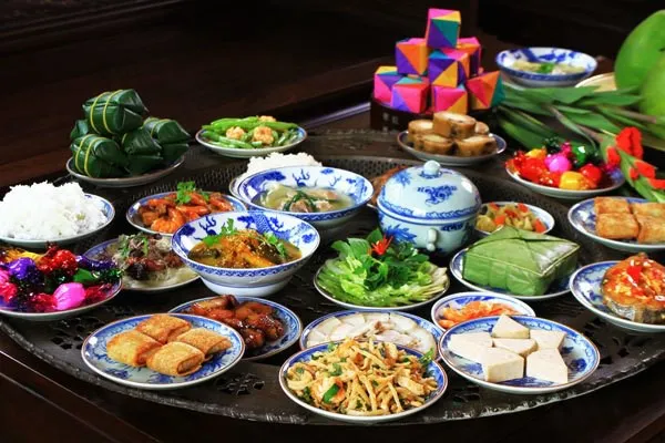 Mâm cỗ cúng Rằm tháng Giêng tùy theo điều kiện từng gia đình để thực hiện. Ảnh minh họa