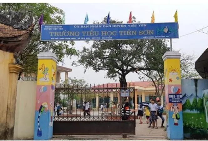 Trường Tiểu học Tiên Sơn. 