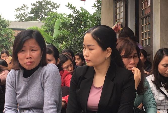256 giáo viên Sóc Sơn lo lắng trước nguy cơ mất việc. Ảnh Nghiêm Huê 