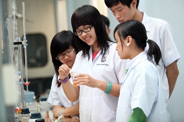 Học phí ngành Y dược: Việt Nam cao nhất 198 triệu, thế giới lên tới 1,7 tỷ đồng