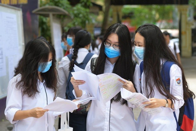 Điểm chuẩn ĐH Ngoại ngữ- ĐH Quốc gia HN cao nhất ngành nào, điểm chuẩn năm nay ra sao?