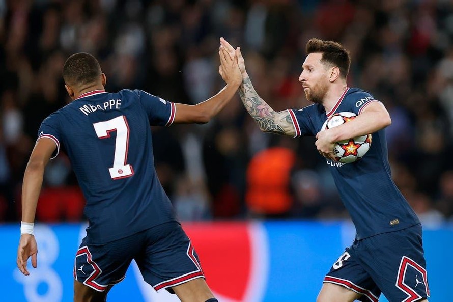 Messi lập cú đúp, PSG lội ngược dòng ấn tượng trước Leipzig