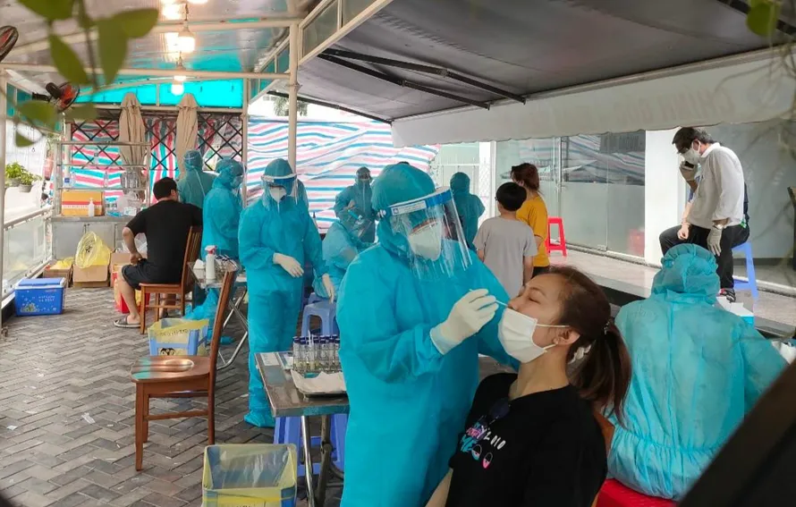 Trong vòng 24h, TPHCM có 61 ca mắc và nghi mắc COVID-19 mới. Ảnh HCDC.