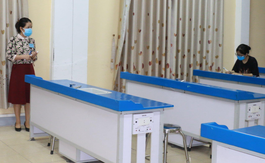 Tâm sự của những thí sinh F1, F2 trong phòng thi đặc biệt