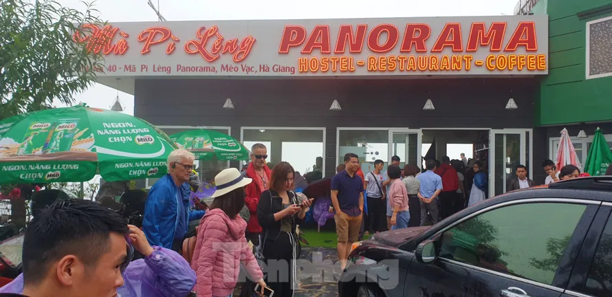 Panorama Mã Pì Lèng bị tạm dừng hoạt động và phản ứng của chủ công trình