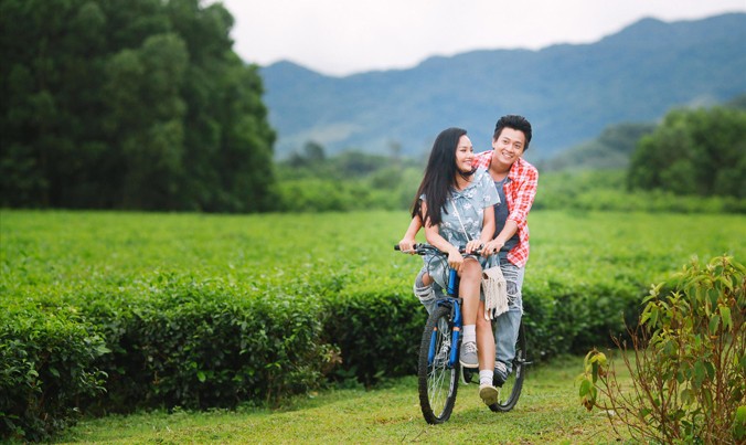 Ngô Kiến Huy và Miu Lê đóng sinh viên thì được chứ học sinh thì hơi quá.