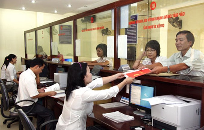 Công chức Hà Nội sẽ bị xử lý kỷ luật nếu nóng giận, xúc phạm, hay dùng vũ lực đối với người khác (theo Dự thảo Quy định chuẩn mực phát ngôn). Ảnh: Internet.