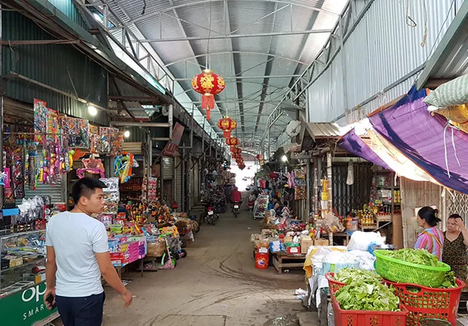 Chợ truyền thống Đồng Đăng. Ảnh: LĐ