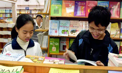 Bắt đầu từ năm học 2018-2019 sẽ thực hiện CT-SGK mới theo hình thức cuốn chiếu đối với mỗi cấp tiểu học, THCS và THPT.