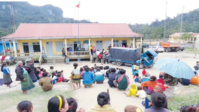 Bà con tộc người đặc biệt khó khăn Arem, nơi dự án chồng dự án, chờ nhận hàng cứu trợ