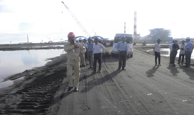 Nhiệt điện Duyên Hải 1 mở cửa mời người dân cùng giám sát hoạt động
