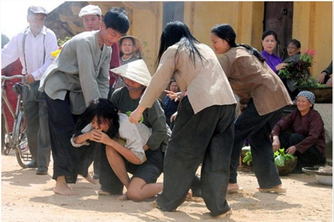 Diễn viên quần chúng trong phim Kong - Đảo đầu lâu.